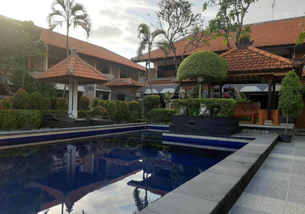 Dewa Bharata Bungalows Legian Luaran gambar